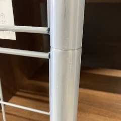 ロ 2508-789 つっぱり棚 キズ 汚れありの画像