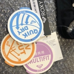 【新品】ROXY スポーツブラ　フィットネス　ヨガ水着　Sサイズの画像