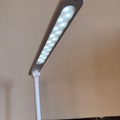 LEDデスクライト（新品未使用）の画像