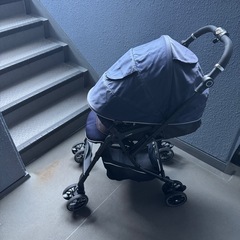 コンビ ベビーカーの画像