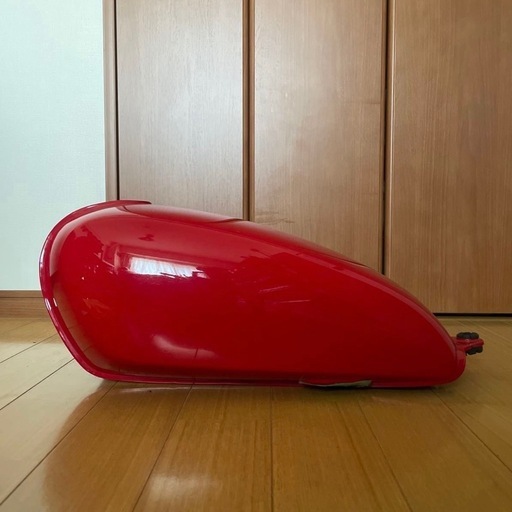 SR400 RH01J タンク