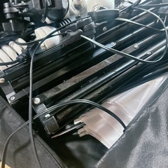 プロ使用 撮影ライト ライト本体4本体のみ ほぼ未使用です の画像