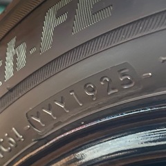 新車外し500km以内タイヤホイール　の画像