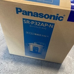 【ジモティー割】Panasonic 電気圧力鍋（ID1252）の画像