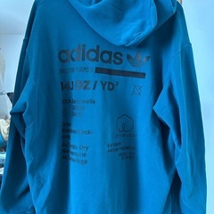 adidas フルジップ フード付きパーカーの画像