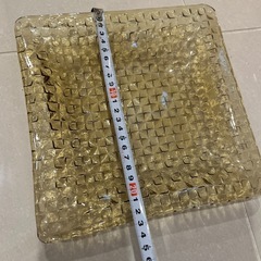 バーニーズ、ニューヨークで購入ガラストレーの画像