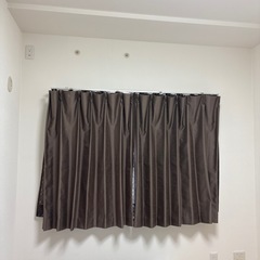 カーテンの画像