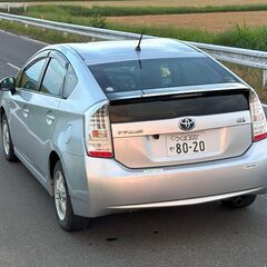 ★プリウス★テレビ★ナビ★車検令和８年3月★ETCの画像