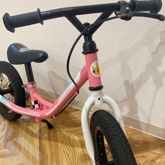 ストライダー　キックバイク　マリオカート　ピーチの画像
