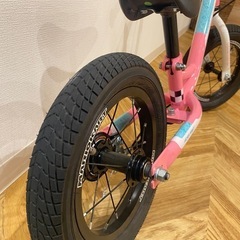 ストライダー　キックバイク　マリオカート　ピーチの画像