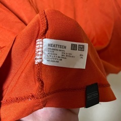 UNIQLO ヒートテック オレンジ(L)
の画像