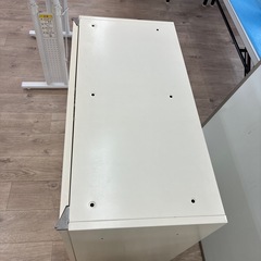 オカムラ　キャビネット　収納棚　鍵付き　書類棚　スチールの画像