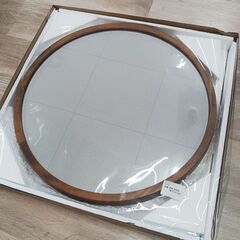 新品！未使用♪ 天然木の鏡 ミラー 直径46.5cm 日本製！ブラウン 4930344070314 過剰在庫処分価格 アウトレットの画像
