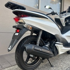 【美車•人気車種】ホンダ PCX125 JF28 ホワイト【リアキャリア付き】の画像