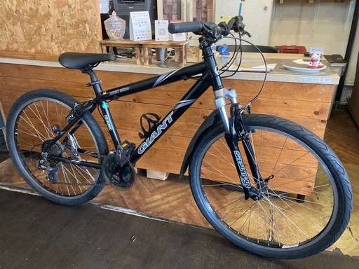 SALE！8月末まで延長！防犯登録無料！ GIANT ATX970チェーン・シフト