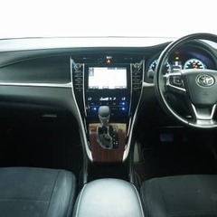 人気車種入荷しました🚗✨トヨタ ハリアー プレミアム アドバンスドパッケージ🎈の画像