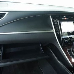 人気車種入荷しました🚗✨トヨタ ハリアー プレミアム アドバンスドパッケージ🎈の画像