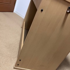 学習机と椅子の画像
