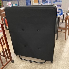 メッシュ　折り畳みベッドの画像