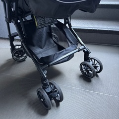 コンビ ベビーカーの画像