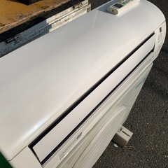 福岡市内取付料金込み　2021年　ダイキン　ルームエアコン　8-10畳タイプ　2.5kwの画像