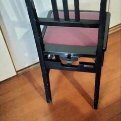 ピアノ椅子の画像