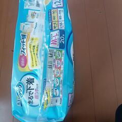 【０円】　大人用の紙おむつです😊の画像