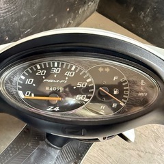 ★支払総額3.5万円★関東圏内即日配送可能！全車走行テスト済みです！ ホンダ スマートディオZ4 白 AF63 人気のZ4！ 4ストインジェクション！ バッテリー新品！ フロントディスクブレーキ！ 金ホイール！ 社外マフラー！の画像
