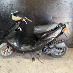 ★支払総額3.3万円★激安バイク続々入荷中！ なんでも買取ます！ ホンダ ライブディオ 黒 AF34 人気のライブ！ 2ストのためオイル注ぎ足すだけ！ バッテリー新品！ カスタムベースに♪ ダイヤカットシート！の画像