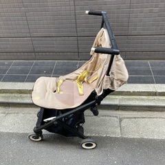 超コンパクト🔴ブランドベビーカーの画像