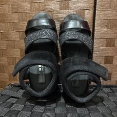 厚底　gomme サンダルの画像