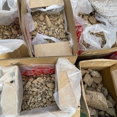 庭の砂利や小石、石差し上げますの画像
