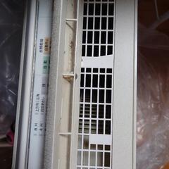 TOSHIBA除湿器の画像