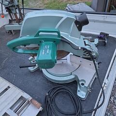 日立 電動丸のこの画像