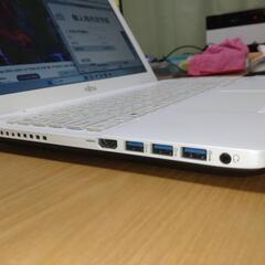 富士通//  人気の白//ノート/ / Windows11Pro// office2021 Pro//超高速！⑯の画像