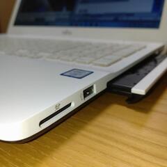 富士通//  人気の白//ノート/ / Windows11Pro// office2021 Pro//超高速！⑯の画像