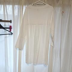 (早急です)新品トップスの画像