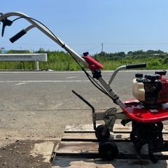 ヤンマー　小型耕運機 管理機　ガソリン　ナタ爪 QT15 耕耘幅約350mm 耕運機 家庭菜園　畑　宮崎の画像