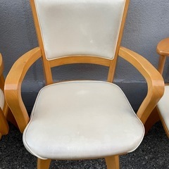 こたつデスク　ダイニングチェアの画像