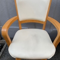 こたつデスク　ダイニングチェアの画像