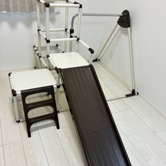 室内用　ジャングルジム　滑り台　鉄棒　