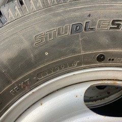 エルフ6本ホイール
スタッドレスタイヤ付きの画像