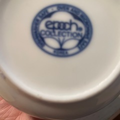 陶器の食卓セットの画像