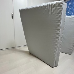 ベルメゾン　高反発マットレス　三つ折りタイプの画像