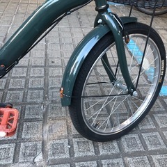 折りたたみ20インチ6段自転車の画像