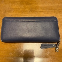 中古　紺色　長財布の画像