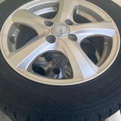スタッドレスタイヤ　175/65R14の画像