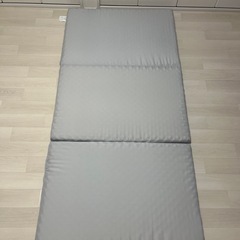 ベルメゾン　高反発マットレス　三つ折りタイプの画像