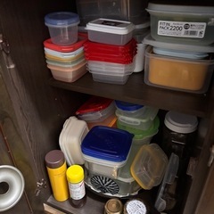 食器棚の画像