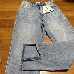 新品未使用　タグ付き　ジーパン　XLの画像